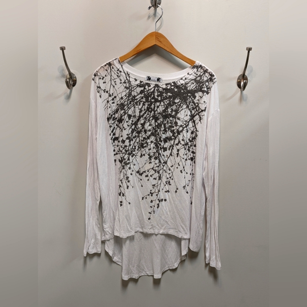 LOT OF TWO:: HANDMADE IN CHELSEA, NY Ava Love Shop Tops